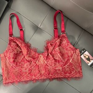 Sofia Intimates by Sofia Vergara Women's Eyelash Lace Bustier size 36DD